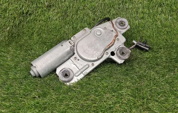 Ford Mondeo MK II Rear window wiper motor 97BG17K441H1C 0390201555