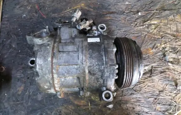 BMW X5 E70 Air conditioning (A/C) compressor (pump) 7SBU17C