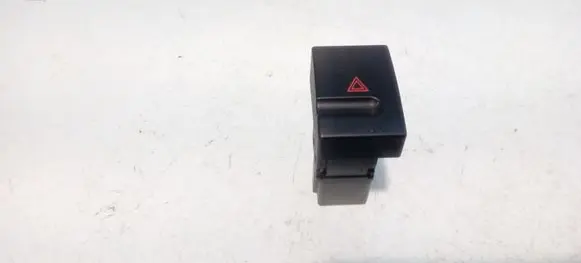 Peugeot 406 Hazard light switch 04E8