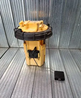 Citroen DS5 In-tank fuel pump 9684995280 000373 01022012