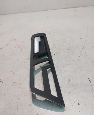 Mercedes-Benz S W221 Front door interior handle A3363010001