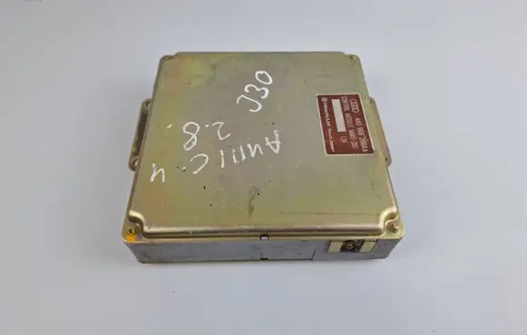 Audi A6 S6 C4 4A Engine control unit/module 4A0906266AA