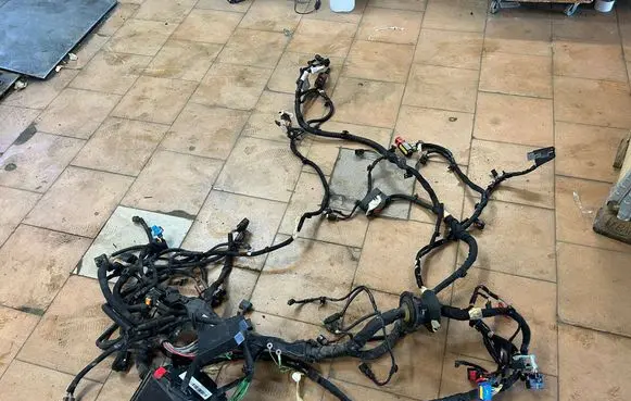 Peugeot 5008 II Engine installation wiring loom 1638007980 36996