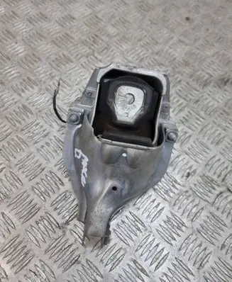 Porsche Macan (95B) Engine mount bracket 8r0199381