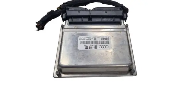 Audi A4 S4 B6 8E 8H Engine control unit/module 8E0909557 0261207285