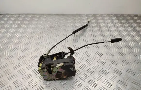 Opel Astra G Front door lock 90561154