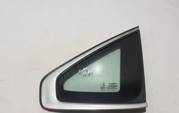 Volvo S90, V90 Rear side window 31689019