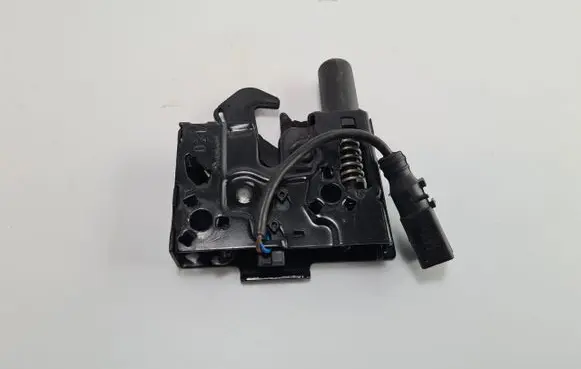 Audi TT TTS RS Mk3 8S Engine bonnet/hood lock/catch 8S0823509B