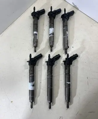 Mercedes-Benz E W211 Fuel injectors set A6420701387