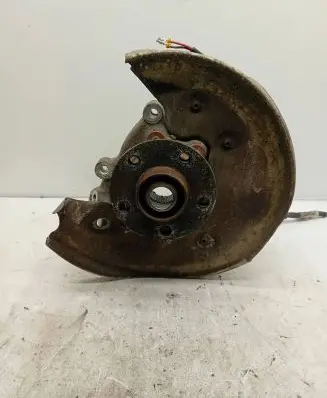 Audi Q5 SQ5 Rear wheel hub spindle/knuckle 