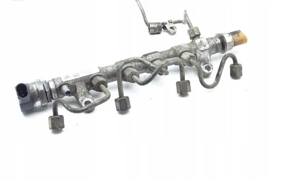 Volkswagen Golf VI Fuel main line pipe 057130764AB 03L130089J