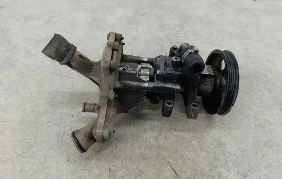 Peugeot Boxer Power steering pump 6C113A674AB