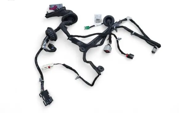 Chevrolet Suburban Front door wiring loom 84305359