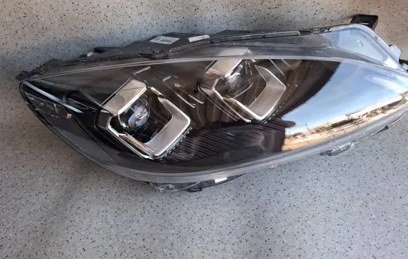 Ford Kuga III Headlight/headlamp LV4B13E016AL L90187839 2505210139