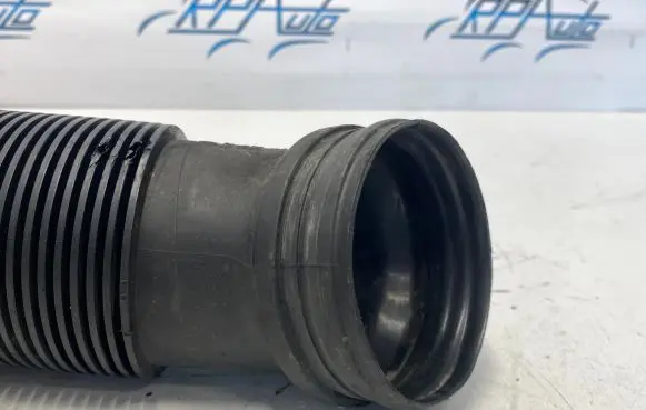 Audi A3 S3 A3 Sportback 8P Air intake hose/pipe 1K0129684L 446149