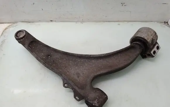 Opel Insignia A Front lower control arm/wishbone 