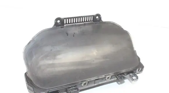 Volvo XC40 Speedometer (instrument cluster) 32311937 P32311937