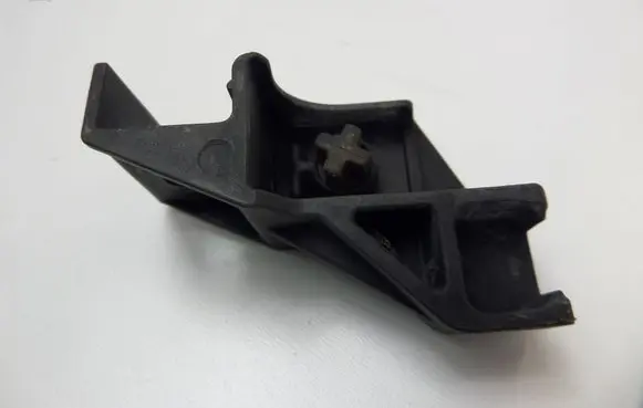 Mini One - Cooper R57 Radiator mount bracket 2751341