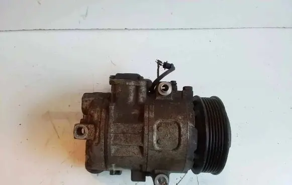 Volkswagen Polo IV 9N3 Air conditioning (A/C) compressor (pump) 6Q0820808E