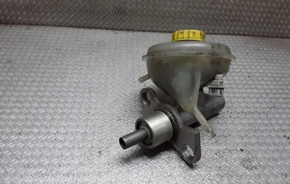 Audi A4 S4 B6 8E 8H Master brake cylinder 8E0611301