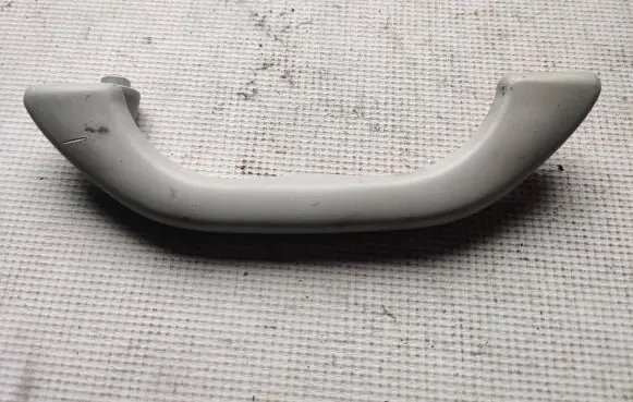 Audi A4 S4 B5 8D Front interior roof grab handle 8D0857607