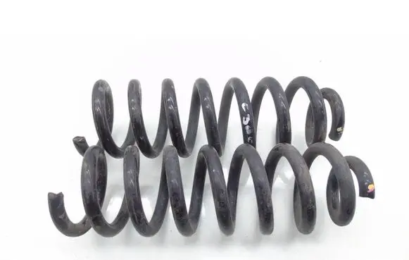 Mercedes-Benz C W205 Rear coil spring