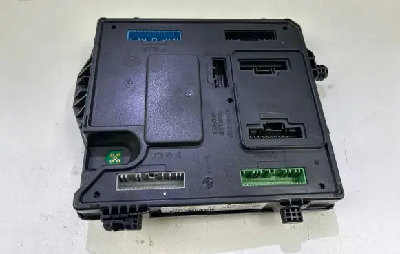 Renault Scenic III - Grand scenic III Comfort/convenience module 284B13640R S180098201