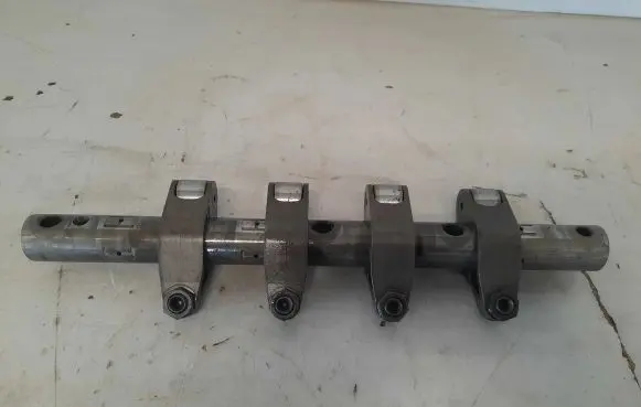 Volkswagen PASSAT B6 Camshaft 03G109527A