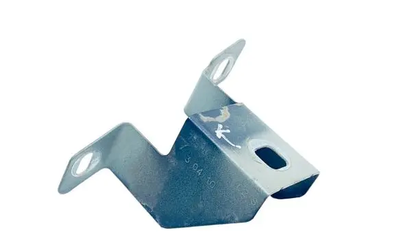 Porsche Cayenne (92A) Fender mounting bracket 95850316100
