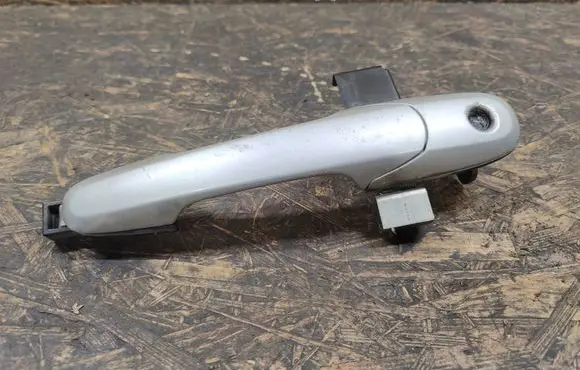 Suzuki Liana Front door exterior handle 1671