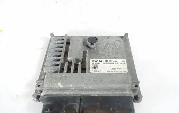 Skoda Fabia Mk3 (NJ) Engine control unit/module ECU 04B907445