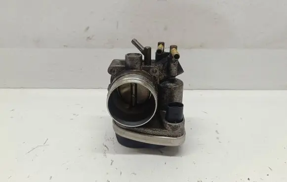 Volkswagen Touran I Throttle valve 06A133062AT A2C53093430 09511111
