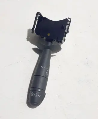 Wiper turn signal indicator stalk/switch