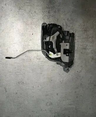 BMW X7 G07 Rear door lock 9464887