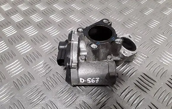 Nissan Qashqai EGR valve cooler 8200797706A H8200327011