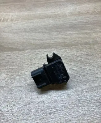 Ford Mondeo Mk III Mass air flow meter 4S7Q9F479AA