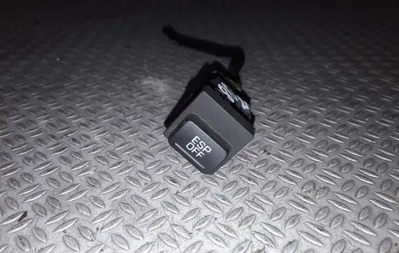 Skoda Fabia Mk2 (5J) ESP (stability program) switch 5J0927134A