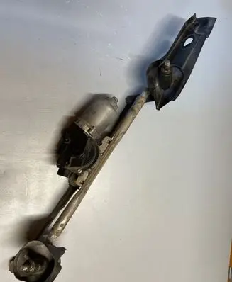 Mazda 6 Front wiper linkage and motor 1593001431