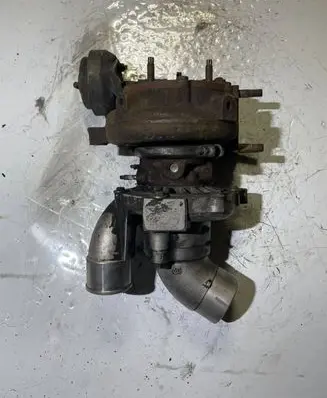 Lexus IS 220D-250-350 Turbo 1720126010 051130166N VB15