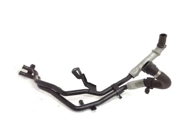 Volkswagen Touareg II Engine coolant pipe/hose 7P6121070AK 7P6121065AA