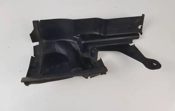 Volvo XC70 Intercooler air guide/duct channel 30763220 M0N7A