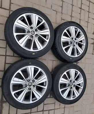 Citroen C4 Grand Picasso R17 alloy rim 9677090377