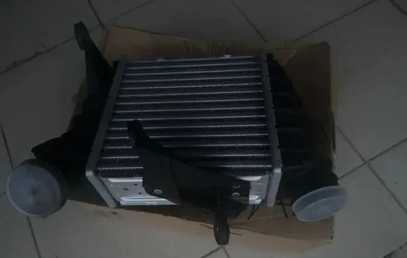 Skoda Roomster (5J) Intercooler radiator 6Q0145804G
