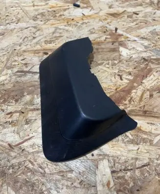 Audi Q8 Rear/tail light trim molding 90139192 4M8945256