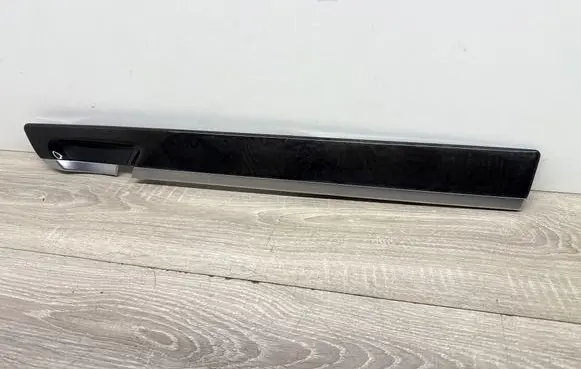BMW 7 F01 F02 F03 F04 Other front door trim element 9151204