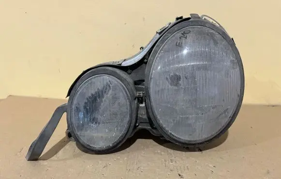Mercedes-Benz E W210 Headlight/headlamp 14434500