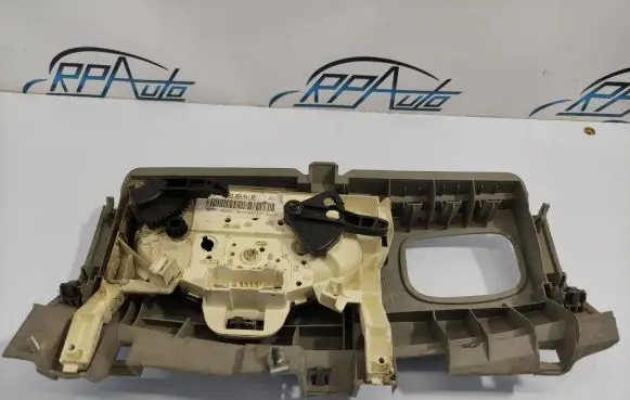 Renault Trafic II (X83) Climate control unit 8200004603 91165788 R6136S440