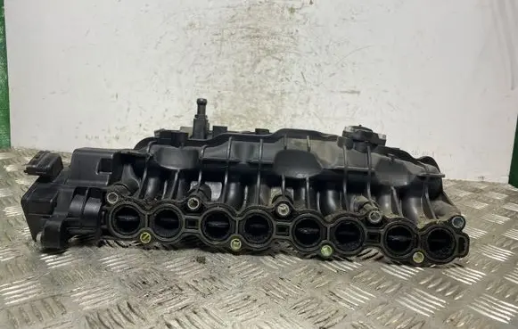 KIA Sorento Intake manifold 283812F600
