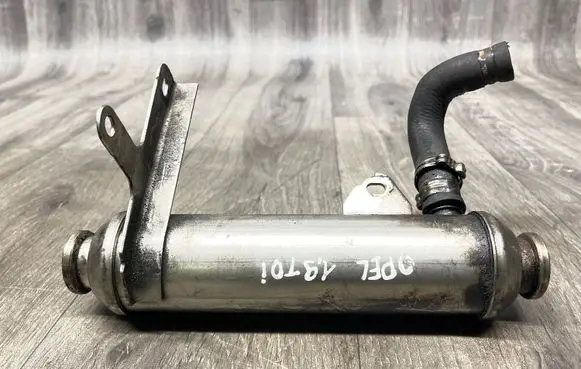 Opel Vectra C EGR valve cooler 55203716