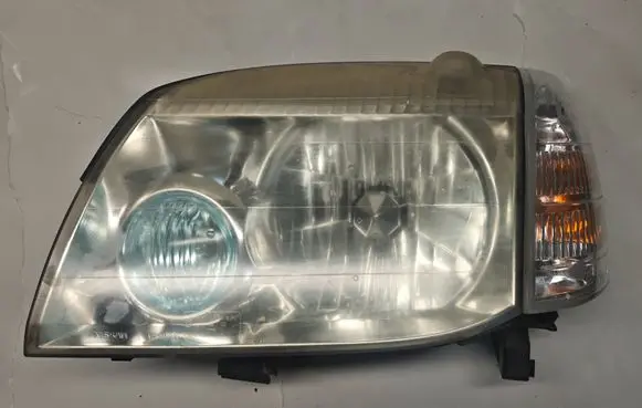 Nissan X-Trail T30 Headlight/headlamp SAE15Y202